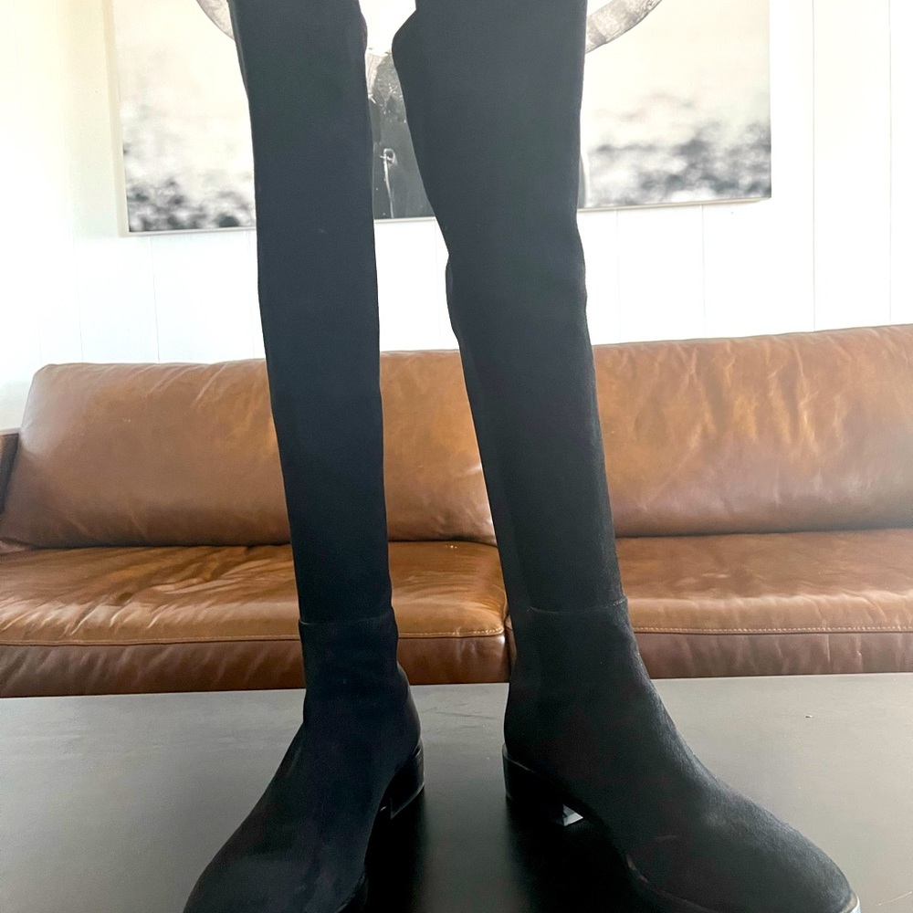 Stuart Weitzman Suede Keelan City Boot